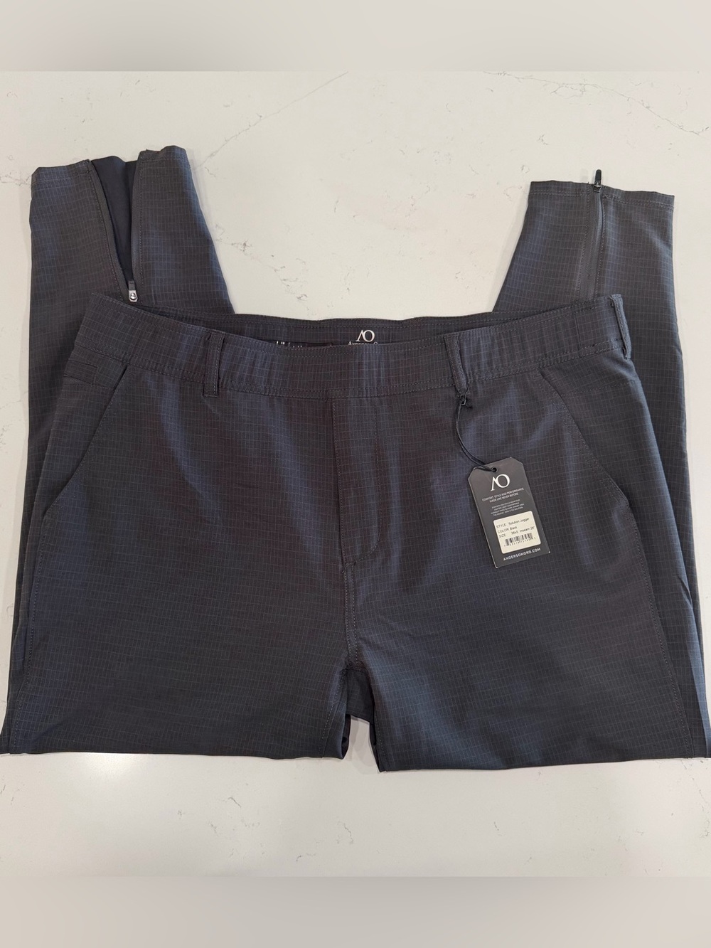 AO Anderson Ord Men’s Black Solution Jogger - NWT